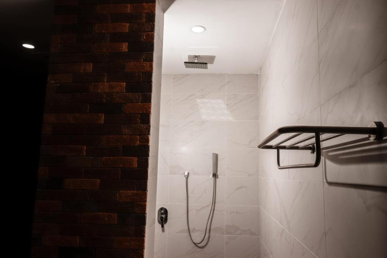 Tanzanite Serviced Apartment - Tsa Masaki Дар ес Саалам Екстериор снимка